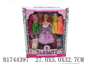 Кукла с набором одежды, в/к 27х5х32,7 см.